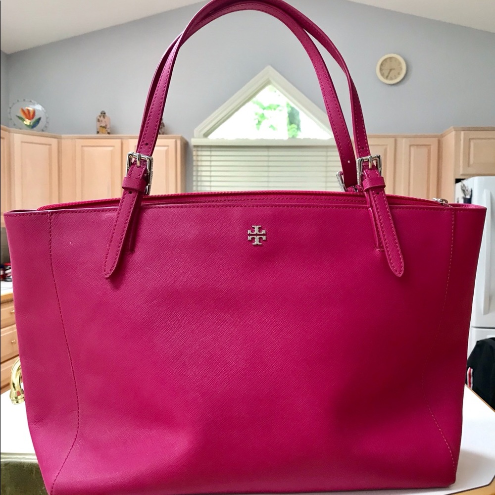 Tory Burch Emerson Large Buckle Tote Bag